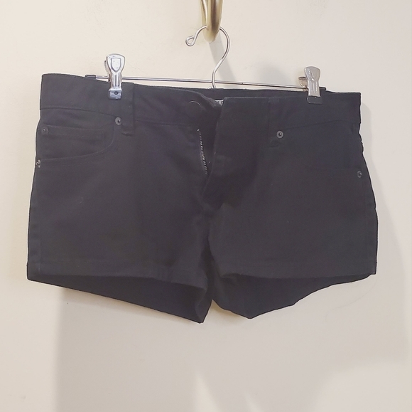 21 Denim Women's black denim short size 27 - Picture 2 of 8